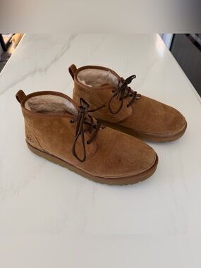 UGG Men's Neumel Chukka Boots in Chestnut w/ SOLE inserts